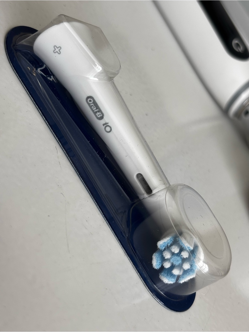 Oral-B iO Series 7L Deep Clean Rechargeable Toothbrush White - New - Open Box - Picture 8 of 12